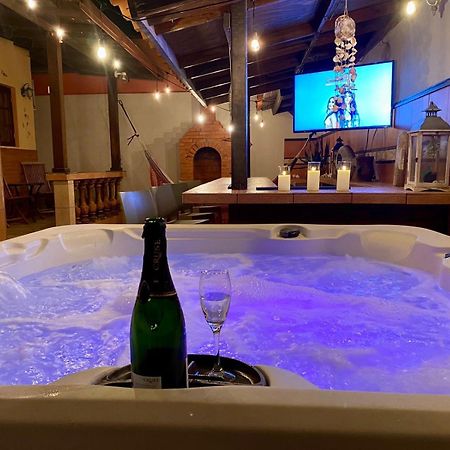 3-Bedroom Villa With A Jacuzzi Noord Dış mekan fotoğraf